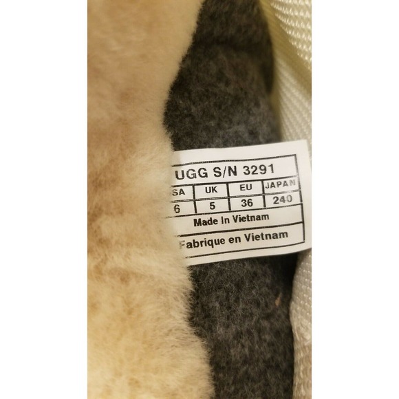 UGG WHITE WATERPROOF SHEEPSKIN SNOW BOOTS SIZE US 6/UK 5 RUBBER PREOWNED - Picture 6 of 12